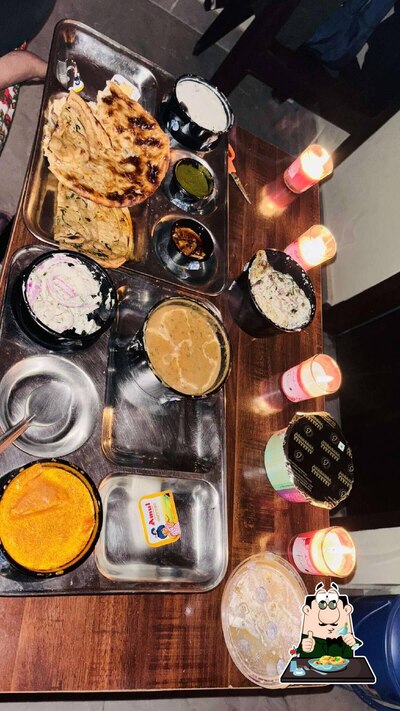 Meals at Kulcha Lal Parantha Das
