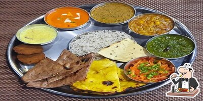 Food at Rajdhani Thali