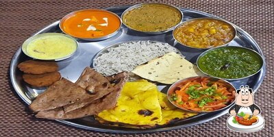 Meals at Krishna Bhai Chaat Wale