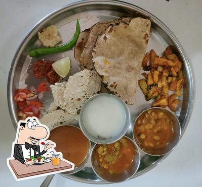 Food at Chamunda Dining Hall
