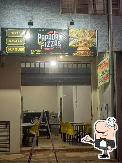 O interior do Papadas Pizzas