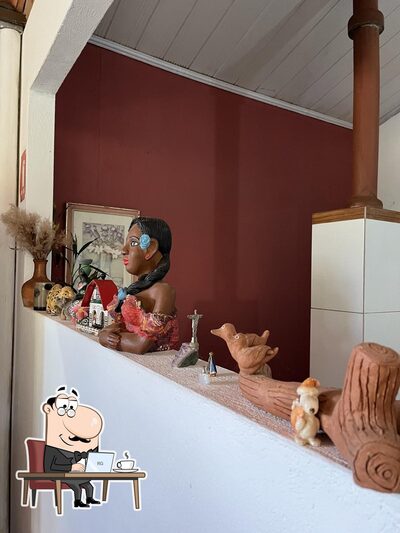 O interior do Restaurante & Lia