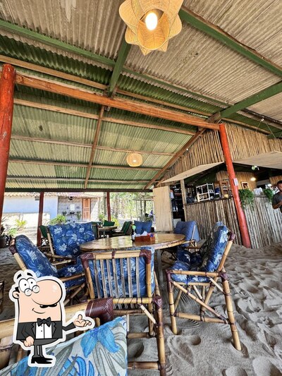Veja imagens do interior do Restaurante Amendoeiras