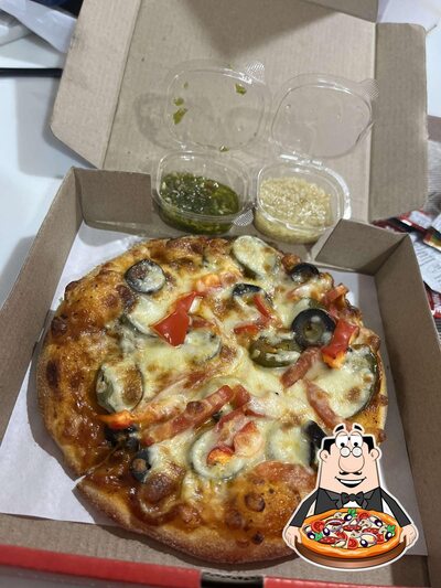 At Rv’s Café, you can taste pizza
