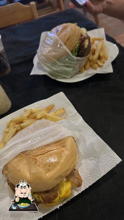 Platos en Manolo Hamburgueria - Alter do Chão