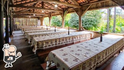 Veja imagens do interior do Restaurante da Horta p/ Mesa