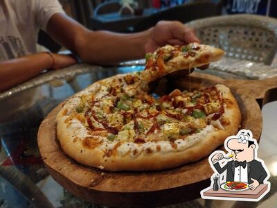 Food at Pizza palette