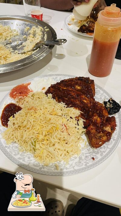 Food at Soofi Mandi