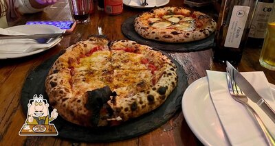 No Tutto Pizza, você pode pedir pizza