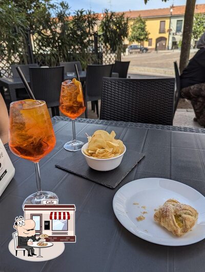 Goditi la vista dagli esterni di Bar L' Incontro