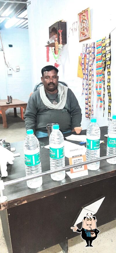 पहलवान ढाबा, रेस्टोरेंट offers a variety of drinks