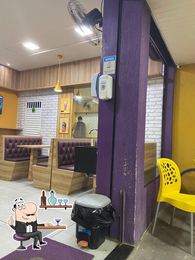 Veja imagens do interior do Açaiteria Mix e Café Loja Matriz
