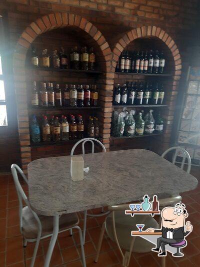 O interior do Restaurante Rota da Amizade