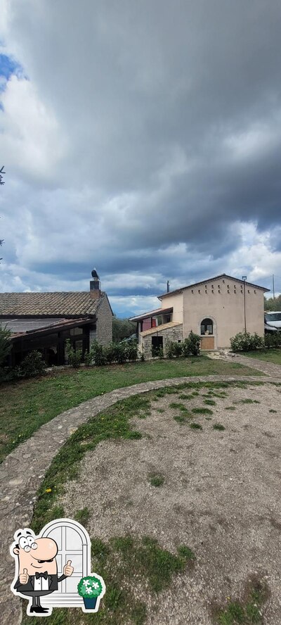 Goditi la vista dagli esterni di I Due Pozzi