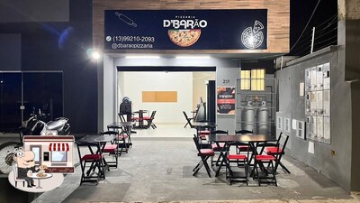 Desfrute da vista do exterior D'Barão Pizzaria Delivery