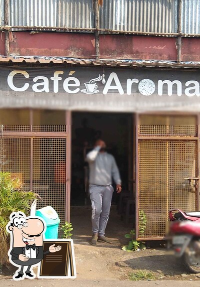 You can get some fresh air outside Cafe Aroma