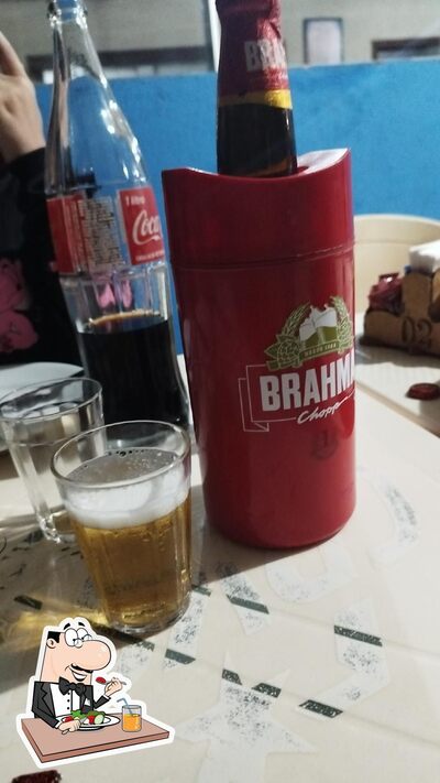 Comida em Restaurante Beira Rio