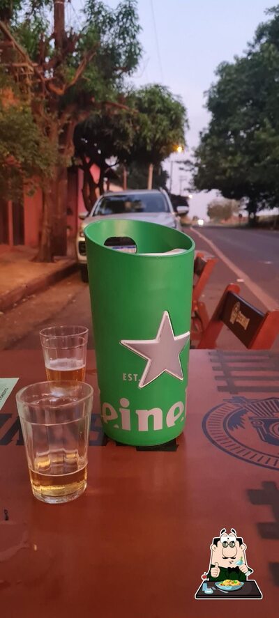 Comida em Venda da Queixada Bariri