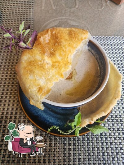Check out how Mộc Garden Restaurant looks inside