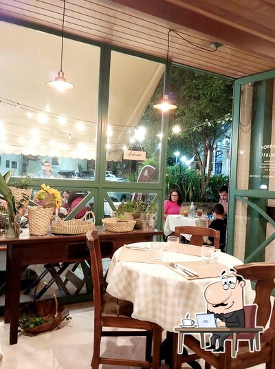 Veja imagens do interior do Forneira 22