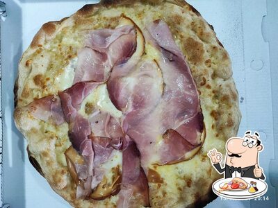 A Pizzeria Mancami, puoi assaggiare una bella pizza