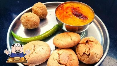 Food at Rajasthani Handi