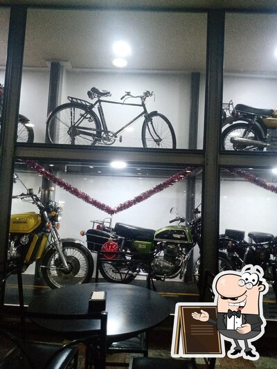 Veja imagens do exterior do Posto Anhanguera