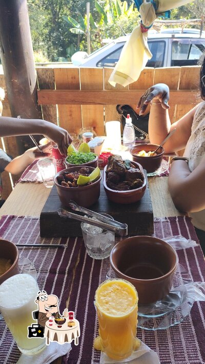 Comida em Rancho Caipira