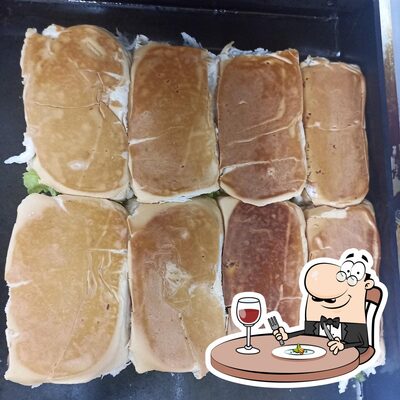 Comida em Capitão Lanches prensados