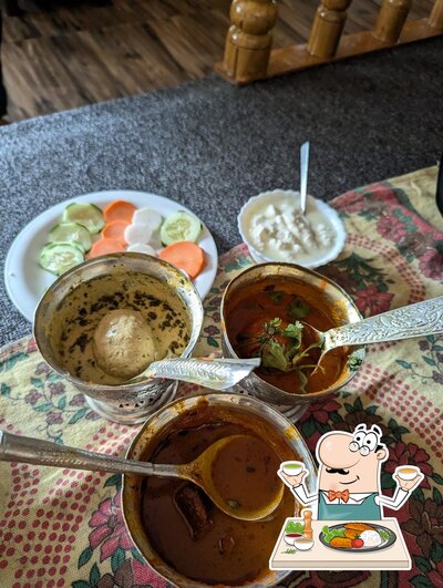 Food at SALAM E WAZWAN