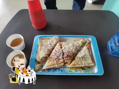 Meals at Frozen Scoop