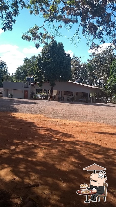 a área exterior é uma característica importante do Restaurante Mangueira.(pacaassada)