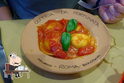 Siediti a un tavolo di Osteria Da Fortunata