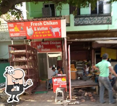 You can get some fresh air at the outside area of Fresh Chicken & Mutton