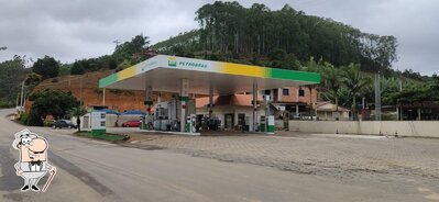 Veja a parte externa do Posto Imigrantes Petrobras