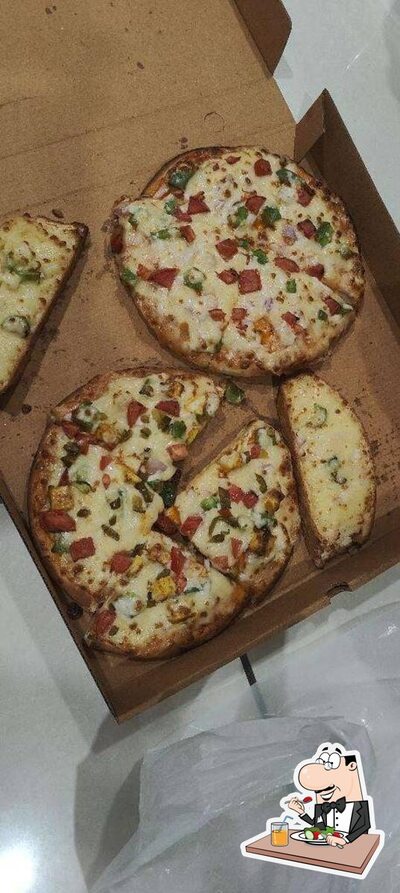 Food at Naples Pizza