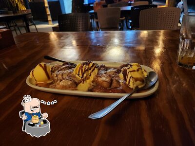 Comida em Restaurante Cataia's