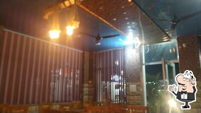 Check out how FOOD TREE looks inside