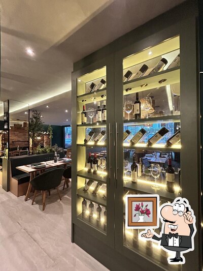 Veja imagens do interior do Bratza Pizzaria Barra Mall