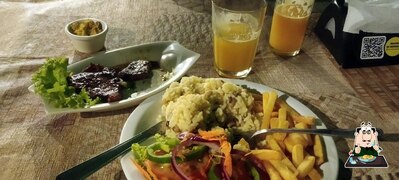 Comida em Cozinha De Anália