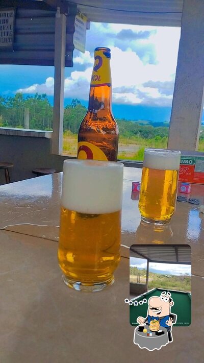 Comida em Bar da Curva