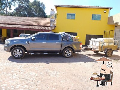 a parte exterior é uma característica importante do Restaurante e Lanchonete Recanto da Serra