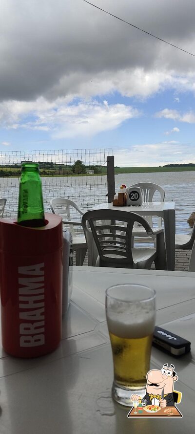 Platos en Deck Recanto do Lago