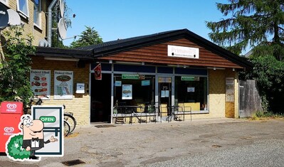 Vous pouvez prendre un bol d'air frais à l'extérieur Primavera Pizzaria & Nærbutikken