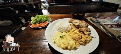 Veja imagens do interior do Cantinho Mineiro - Bar e Restaurante