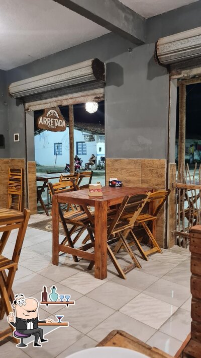 Veja imagens do interior do Pizzaria Arretada