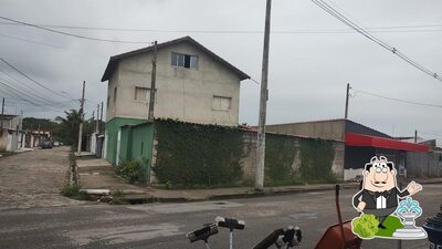 Veja imagens do exterior do ALIV Pizzaria e Esfiharia