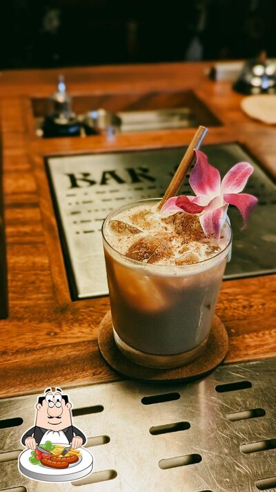 Meals at Bar Outrigger