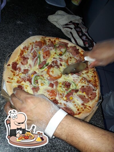 No Restaurante do Everaldo, você pode conseguir pizza