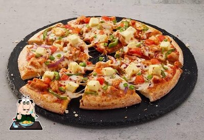Food at King's Pizza